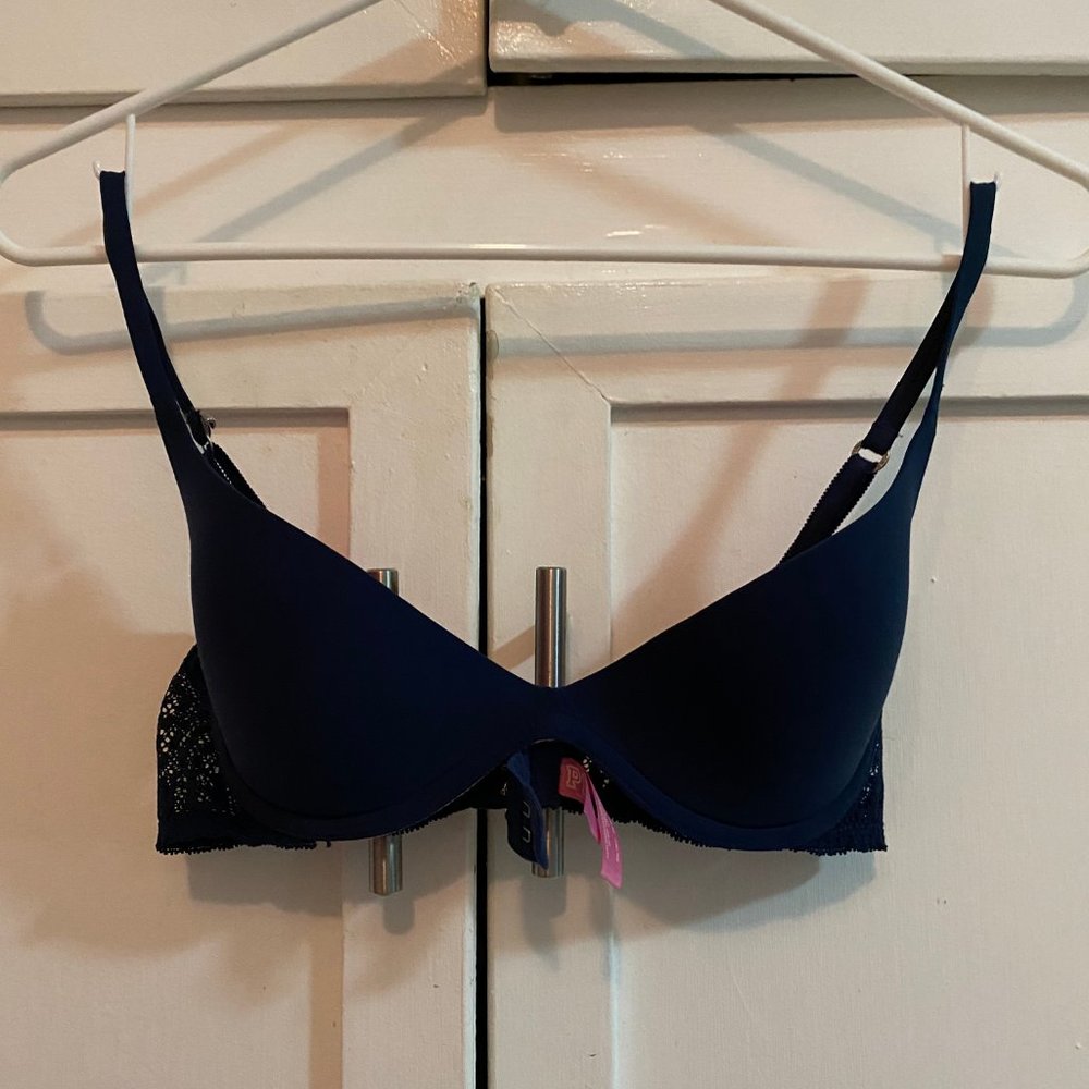 PINK Victoria Secret Bra Size 34B Navy